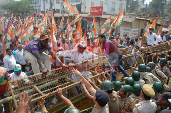 1,500 Congress activists detained in Tripura 